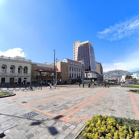 Casona 1914 Quito - Gothic Cathedral View Rooftop Extérieur photo